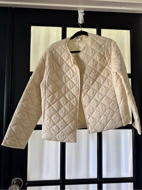 Light Cream Quilted Super Soft Women's Jacket - Classic Lightweight Coat